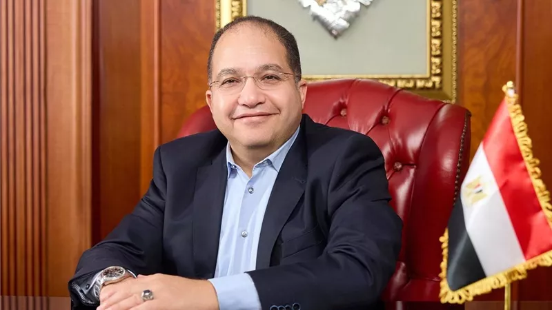 عادل اللمعي يطالب بتسريع الإفراج الجمركي لدعم الصناعة