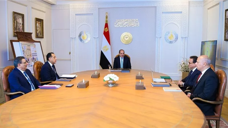 توجيهات عاجلة من الرئيس لتطوير قطاع الصحة 