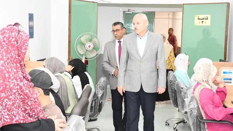 مندور : منظومة الاختبارات الإلكترونية تساهم فى  تطوير العملية التعليمية