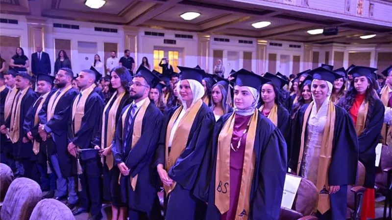 جامعة القاهرة تحتفل بتخريج دفعة جديدة من كلية حقوق السوربون |صور 