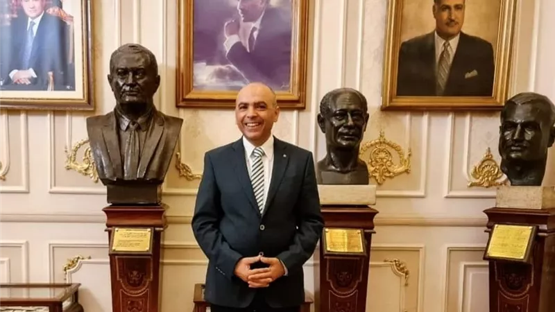 برلماني يطالب بحزمة دعم شاملة للمزارعين وقروض ميسرة للري الحديث