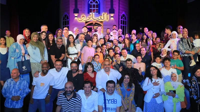 العرض المسرحي «التياترو» يضئ خشبة مسرح السلام