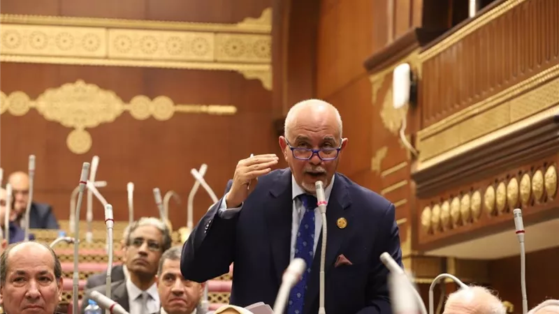 التوازن بين دعم الاستثمار الصناعي وحماية الكتل السكنية أمام الشيوخ اليوم