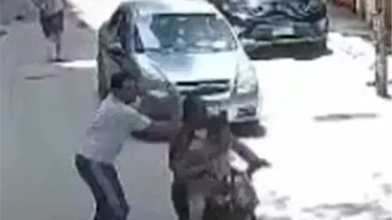 القبض على المتهمين بسرقة مبلغ 250 ألف جنيه من مقاول بفيصل 