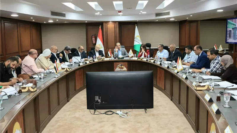 محافظ الجيزة: سوق الجملة بمدينة 6 أكتوبر ركيزة أساسية بمنظومة تداول السلع