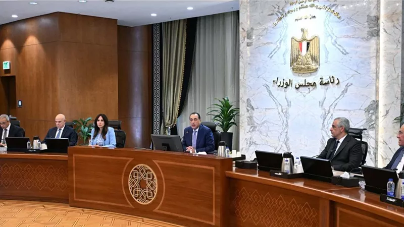 توجيه عاجل من رئيس الوزراء بخصوص مشروعات المبادرة الرئاسية 