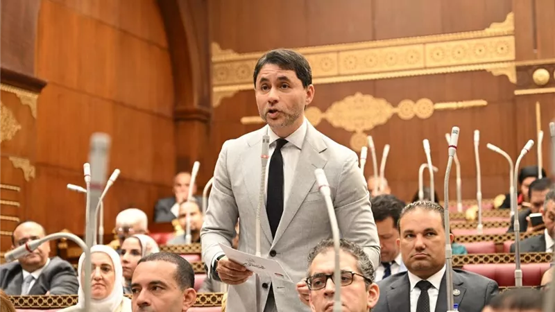 محمد مظلوم يطالب بتذليل عقبات الاستثمار وتعزيز الشراكة مع القطاع الخاص