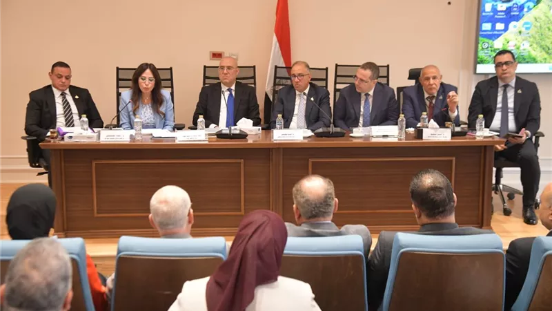 وكيل مجلس النواب يطالب بكيان عقاري قوي لإدارة القطاع وإلزامية التسجيل 