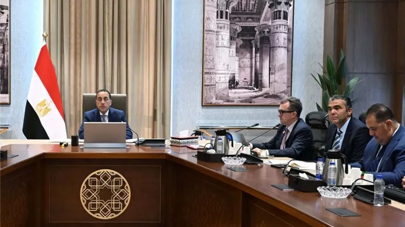 رئيس الوزراء يستعرض خطوات إعداد البرنامج التنفيذي لدعم ريادة الأعمال