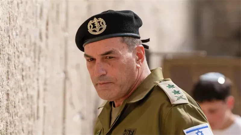 إيال زامير: الجيش الإسرائيلي مستعد لشن هجوم كبير على إيران 
