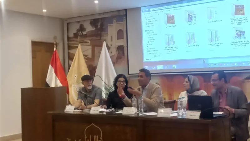 المجلس الأعلى للثقافة يبحث دور الفنون التشكيلية في إثراء العلوم الإنسانية