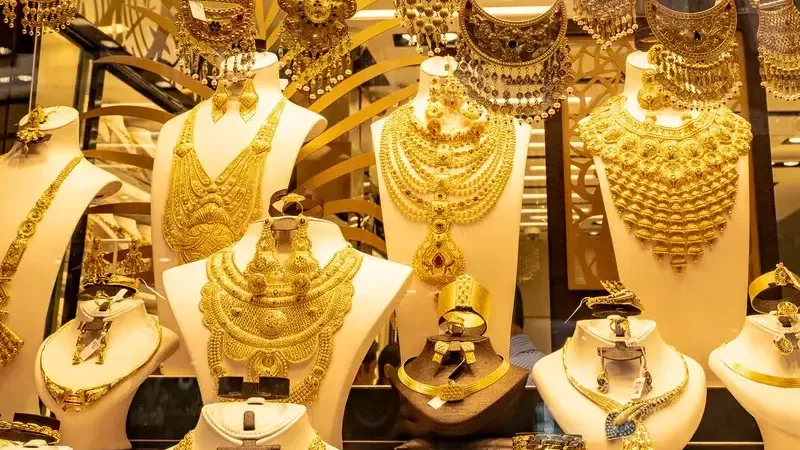 عيار 21 يسجل 6365 جنيهًا بعد تراجع جديد.. أسعار الذهب اليوم الأربعاء