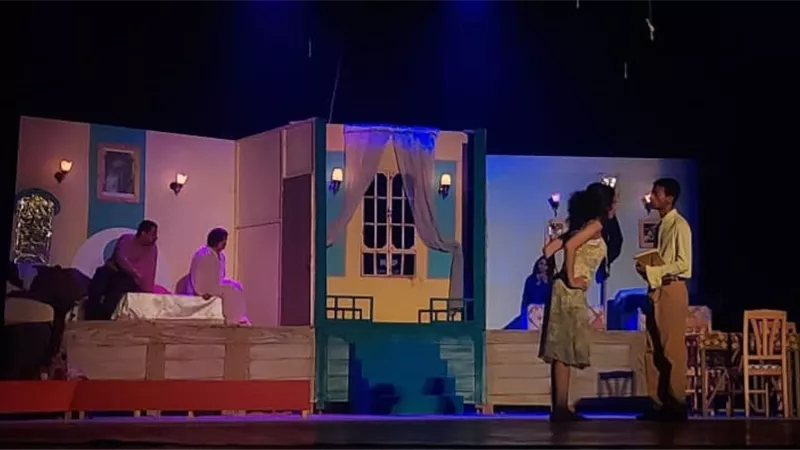 «الأيام المخمورة» على مسرح الإسماعيلية.. معالجة درامية لتفكك الأسرة 
