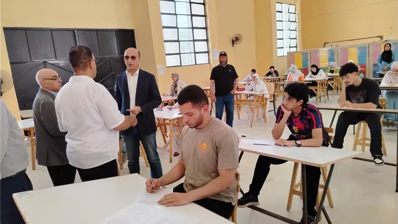 رئيس جامعة دمنهور: تطبيق معايير الجودة والشفافية في كافة اللجان