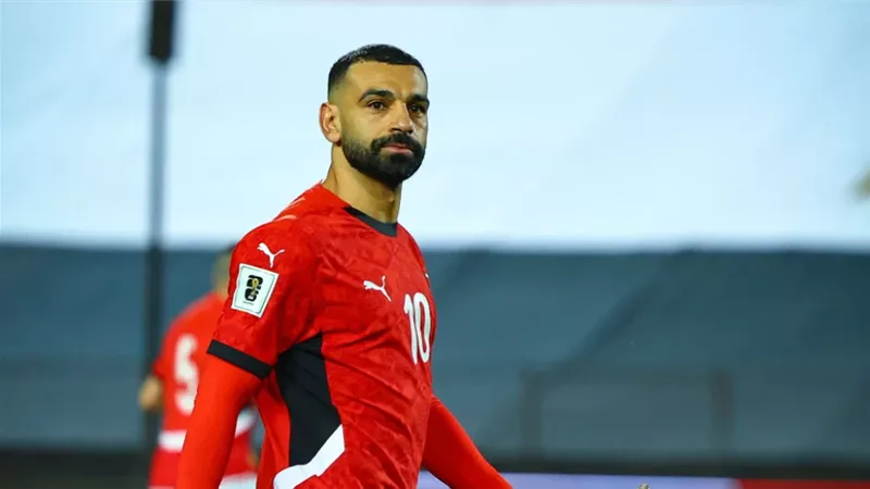 أحمد الشناوي يكشف كواليس حديثه مع محمد صلاح عن وجهته المقبلة