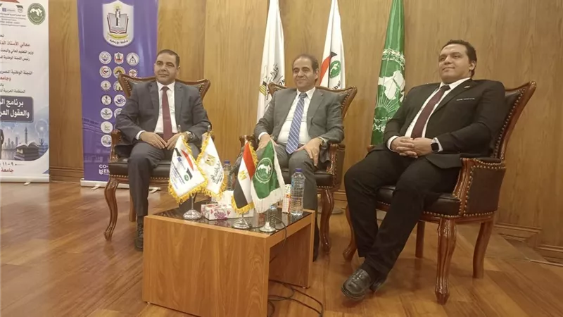 برنامج «الزائر العلمي» بجامعة بورسعيد يحصد إشادة عربية واسعة 