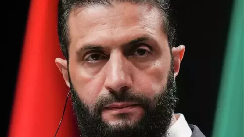 تلفزيون سوريا: أحمد الشرع يعتزم زيارة ترامب بالولايات المتحدة في 14 يونيو 