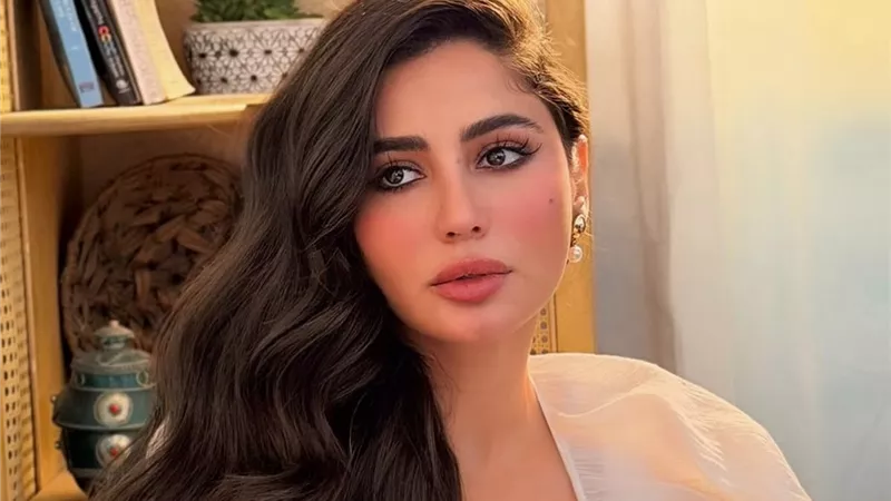 نوران ماجد تفتح بوابة جديده بـ 6 مشاريع فنية وتشارك ياسر جلال