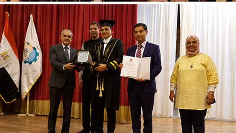 جامعة أسوان تحتفل بتخريج دفعة جديدة من كلية الألسن
