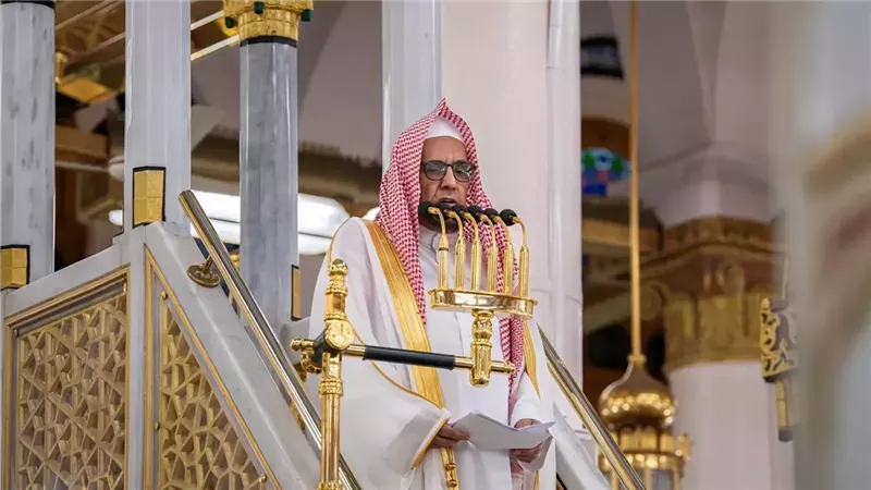 خطيب المسجد النبوي: جميع مراحل السيرة قامت على إعلان التوحيد ومحاربة