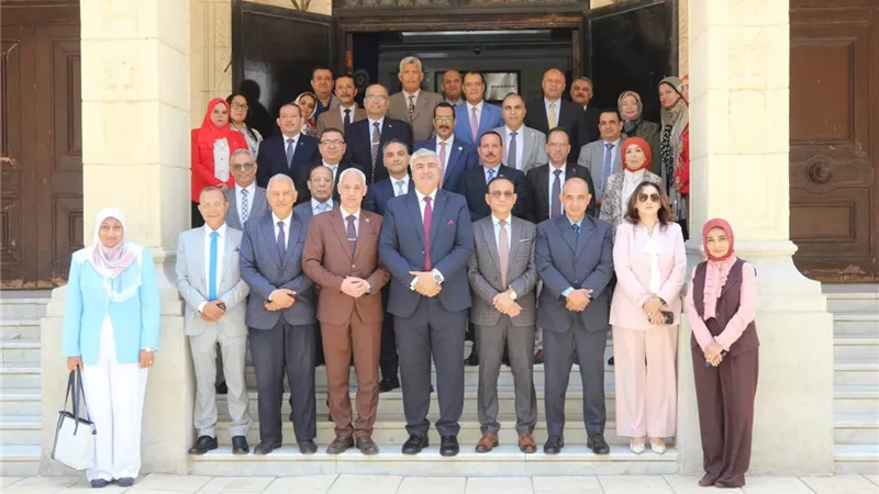 التعليم العالي: برنامج تدريبي متكامل لإعداد المرشحين لشغل منصب رئيس جامعة