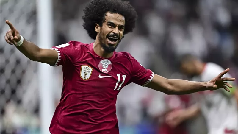 أكرم عفيف يتصدر.. تعرف على القيمة التسويقية لمنتخب قطر قبل كأس العالم 2026