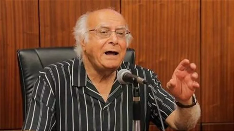 محمد السيد عيد يدعو للجوء إلى «الرئيس السيسي» لإنقاذ مقر اتحاد كُتاب مصر