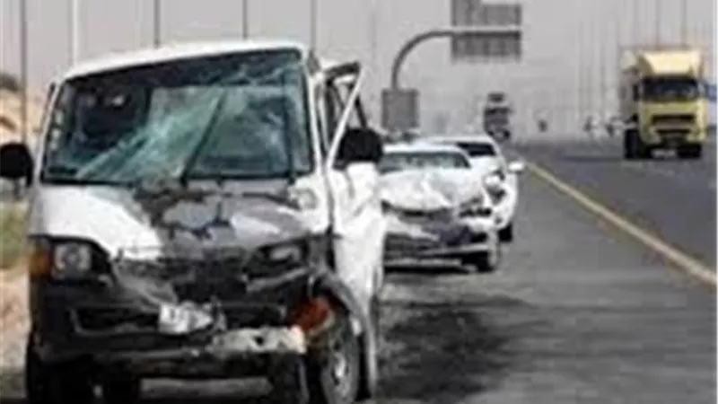 إصابة 3 أشخاص في حادث تصادم بين سيارتين بمدخل برديس غريب سوهاج
