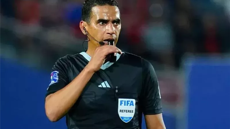 من الملاعب المغربية إلى المونديال.. من هو الحكم جلال جيد؟