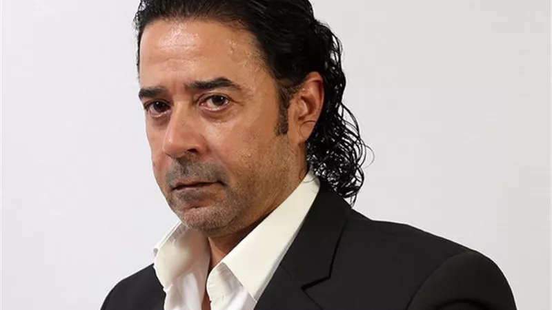 كامل العدد قبل موعده.. مدحت صالح يشعل المسرح الكبير بالأوبرا