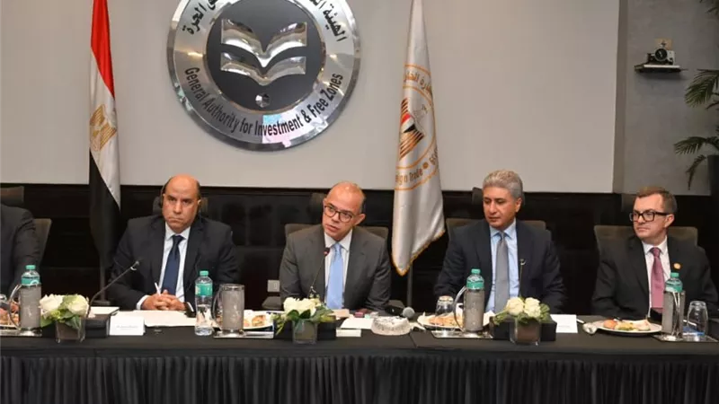 البنك الدولي والحكومة يضعان اللمسات النهائية لخطة تعزيز الاستثمار الأجنبي 