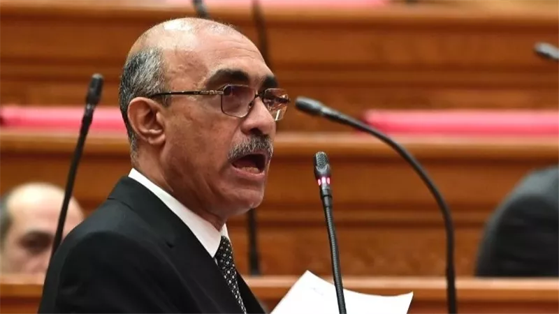 إيهاب منصور يرفض الموازنة ويطالب برحيل الحكومة