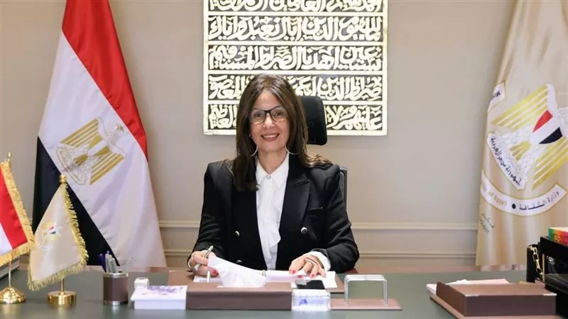 جيهان زكي تصدق على القوائم القصيرة لجوائز النيل والتقديرية والتفوق