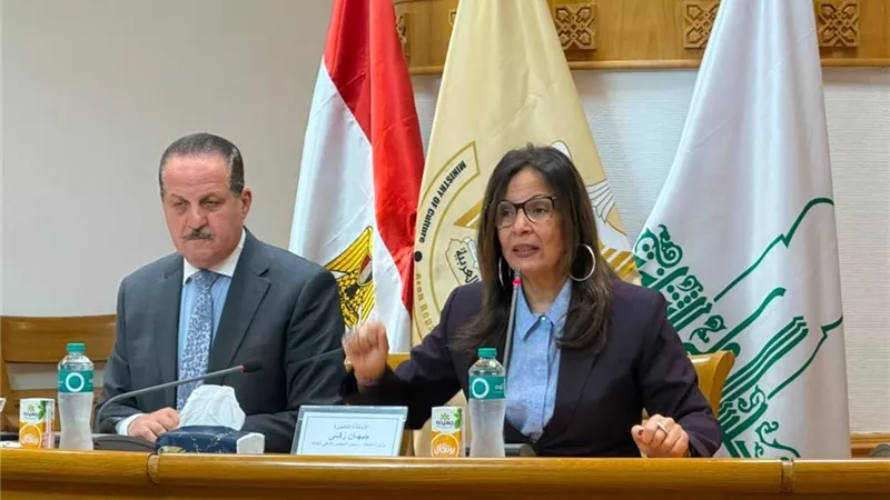وزيرة الثقافة تستعرض حصاد 100 يوم وتعلن إطلاق المشروع القومي الثقافة حياة