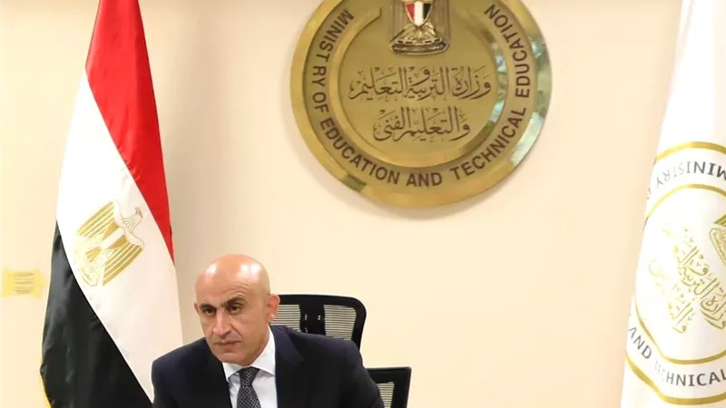 وزير التعليم:تطوير المنظومة التعليمية لبناء أجيال قادرة على قيادة المستقبل