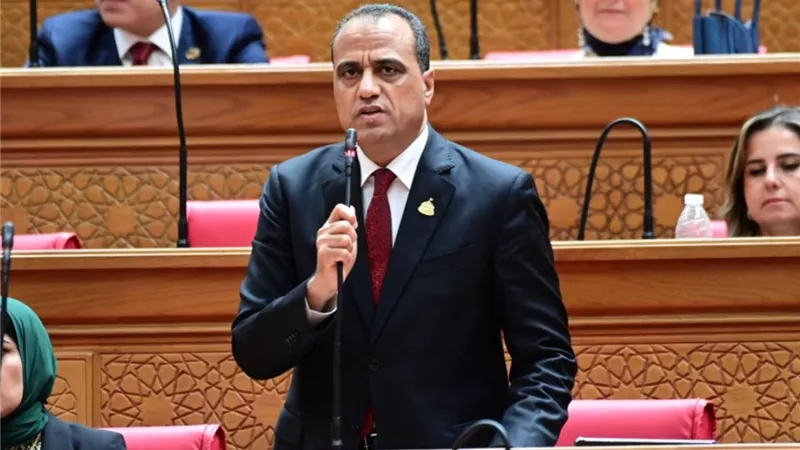ممدوح جاب الله يطالب وزير النقل بحل مشكلات الطرق والديون