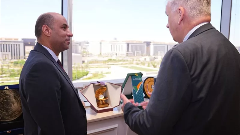 وزير العمل يُطلع السفير الألماني على ثمار مهارة العامل المصري