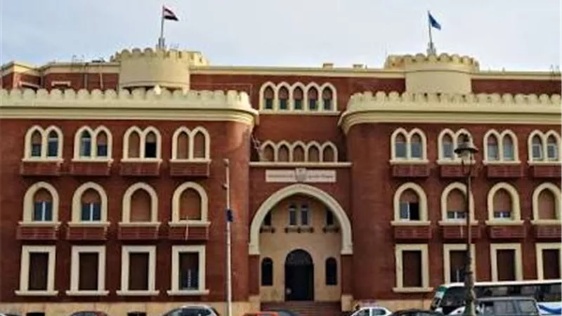 روايات صادمة وبيانات حاسمة.. القصة الكاملة لأزمة مستشفى الشاطبي الجامعي