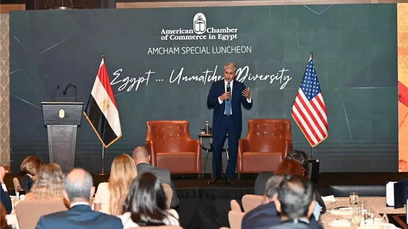 وزير السياحة: مصر وجهة سياحية تعمل على مدار العام وتلبي  أذواق السائحين