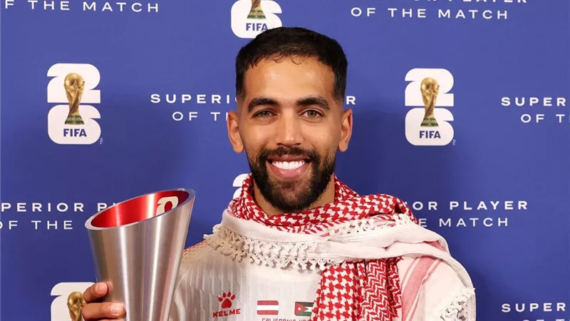 علي علوان أفضل لاعب في مواجهة الأردن والنمسا رغم الخسارة