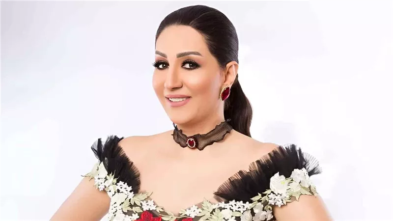 إحالة 3 متهمين للمحكمة الاقتصادية بتهمة سب وقذف الفنانة وفاء عامر 
