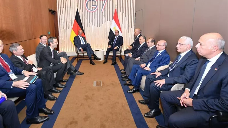 على هامش مجموعة السبع.. أبرز ما جاء في لقاء السيسي والمستشار الألماني 