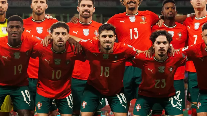 قائمة ذهبية تهز المونديال.. البرتغال تمتلك أغلى ثنائي وسط في العالم