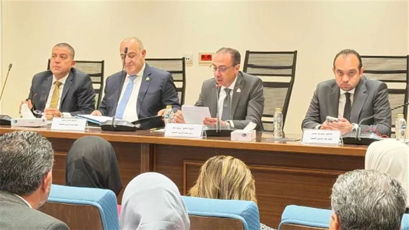 لجنة الصحة تبحث تطوير مستشفى أم المصريين ومستشفيات الجيزة المركزية