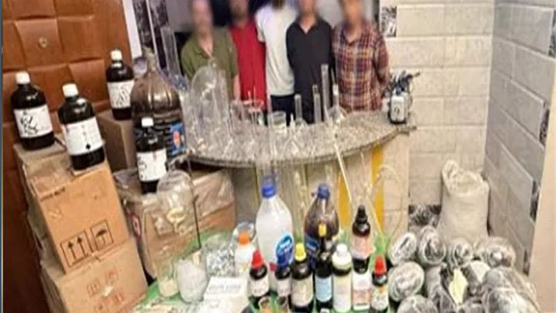 ربع مليار جنيه مخدرات.. سقوط عصابة الكيمياء بالإسكندرية