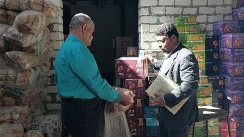 ضبط 60 كجم لحوم ومواد غذائية فاسدة في حملات تموينية بالمنيا