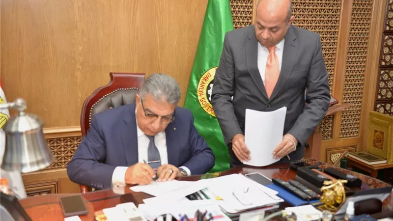محافظ الدقهلية يعتمد نتيجة الشهادة الإعدادية بنسبة نجاح 75.7%