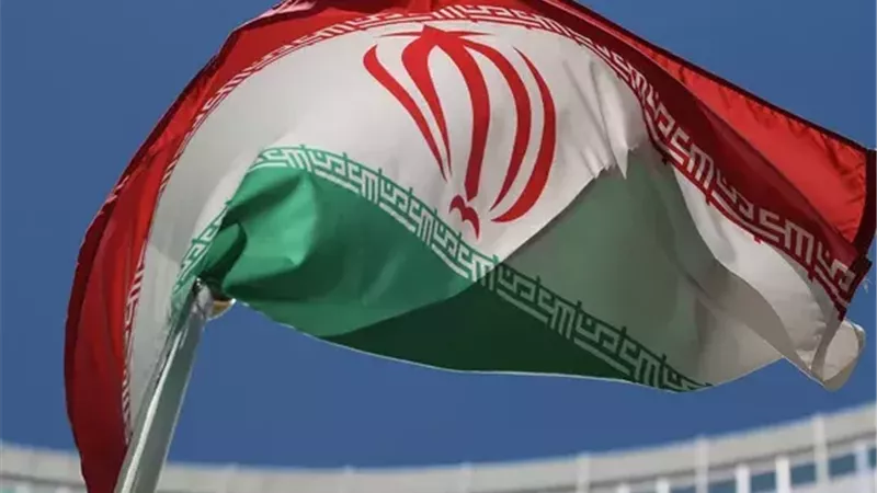 الخارجية الإيرانية: اتفقنا مع عمان على إدارة الملاحة بهرمز