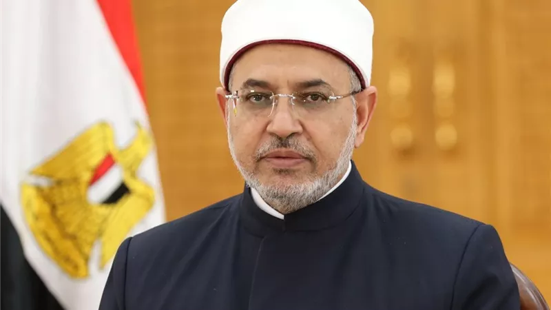 جامعة الأزهر تصدر أول كتاب يجمع السير الذاتية لرؤسائها الـ18 