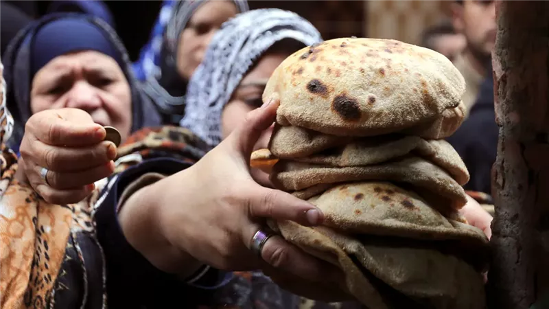شعبة المخابز: خفض وزن الرغيف الحر إلى 70 جرامًا وتحديد سعره بـ1.5 جنيه|خاص